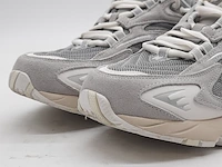 Paar sneakers, maat 42 1/2, new balance - afbeelding 4 van  11