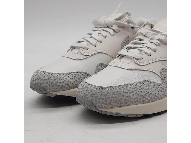 Paar sneakers, maat 42 1/2, nike, air max 1 fb5059-100 - afbeelding 3 van  10