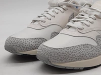 Paar sneakers, maat 42 1/2, nike, air max 1 fb5059-100 - afbeelding 3 van  10