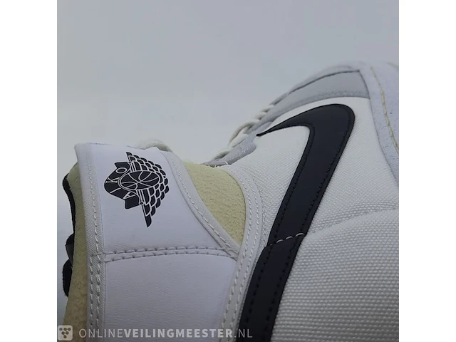 Paar sneakers, maat 42 1/2 nike, ajko 1 do5047-100 - afbeelding 7 van  9