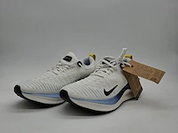 Paar sneakers, maat 42 1/2 nike, hj9071-100