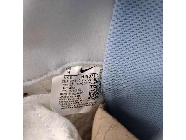 Paar sneakers, maat 42 1/2 nike, hj9071-100 - afbeelding 7 van  7