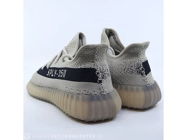 Paar sneakers, maat 42 2/3 adidas, yeezy boost 350 v2 hp7870 - afbeelding 7 van  10