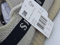 Paar sneakers, maat 42 2/3 adidas, yeezy boost 350 v2 hp7870 - afbeelding 8 van  10