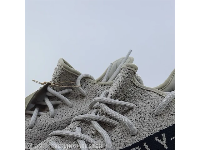 Paar sneakers, maat 42 adidas, yeezy boost 350 v2 hp7870 - afbeelding 4 van  9