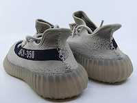 Paar sneakers, maat 42 adidas, yeezy boost 350 v2 hp7870 - afbeelding 6 van  9