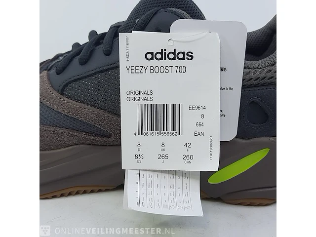 Paar sneakers, maat 42 adidas, yeezy boost 700 ee9614 - afbeelding 5 van  9