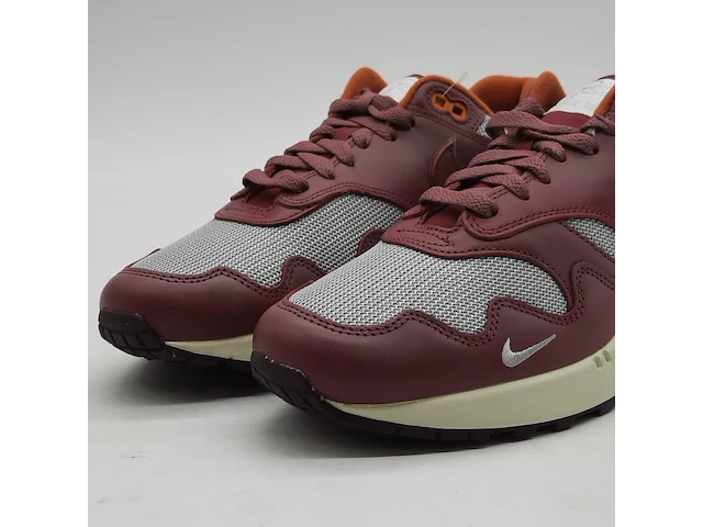 Paar sneakers, maat 42, nike, air max 1 do9549-001 - afbeelding 4 van  11