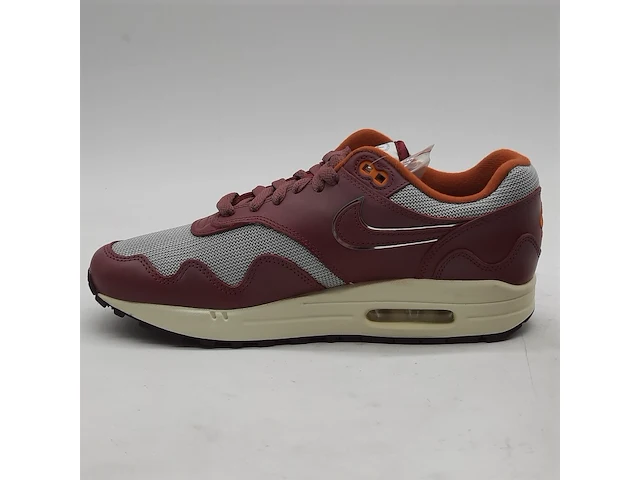 Paar sneakers, maat 42, nike, air max 1 do9549-001 - afbeelding 7 van  11