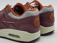Paar sneakers, maat 42, nike, air max 1 do9549-001 - afbeelding 8 van  11