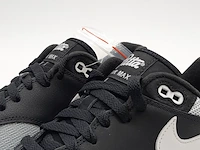 Paar sneakers, maat 42, nike, air max one dq0299-001 - afbeelding 5 van  10