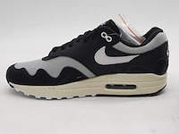 Paar sneakers, maat 42, nike, air max one dq0299-001 - afbeelding 6 van  10