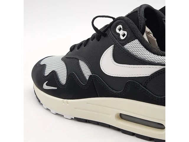 Paar sneakers, maat 42, nike, air max one dq0299-001 - afbeelding 8 van  10