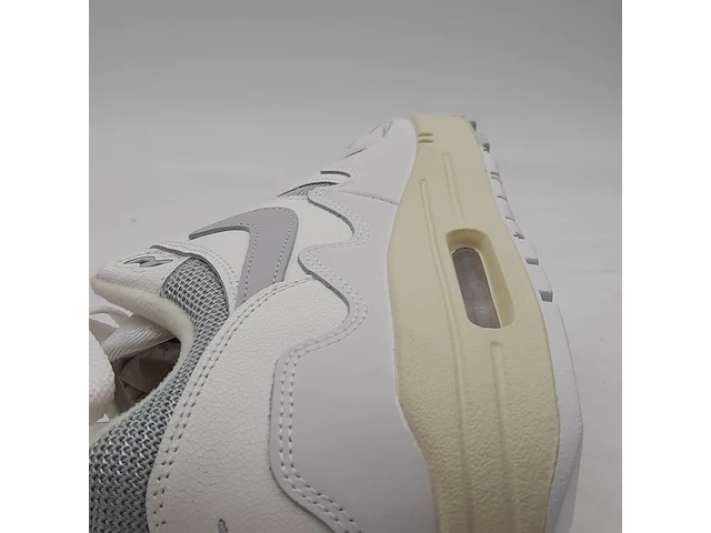 Paar sneakers, maat 42, nike, air max one dq0299-100 - afbeelding 11 van  11
