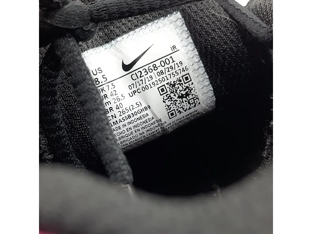 Paar sneakers, maat 42 nike, air max plus ci2368-001 - afbeelding 10 van  11