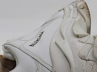 Paar sneakers, maat 43, balenciaga, triple s - afbeelding 10 van  10