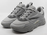 Paar sneakers, maat 43, dior, dc 08 22