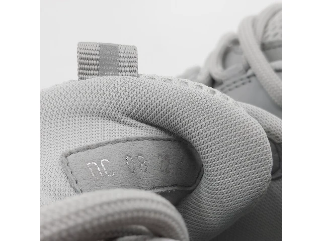Paar sneakers, maat 43, dior, dc 08 22 - afbeelding 9 van  10