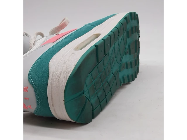 Paar sneakers, maat 43, nike, air max 1 ah8145-106 - afbeelding 3 van  12