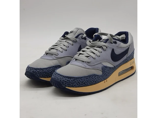 Paar sneakers, maat 43, nike, air max 1 dv7525-001 - afbeelding 1 van  10