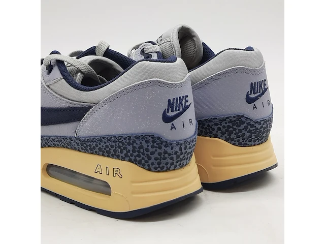 Paar sneakers, maat 43, nike, air max 1 dv7525-001 - afbeelding 7 van  10