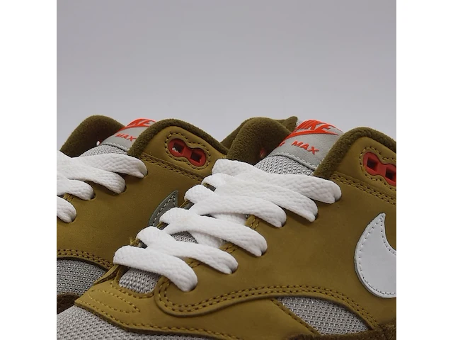 Paar sneakers, maat 43, nike, air max one 908366-300 - afbeelding 6 van  11