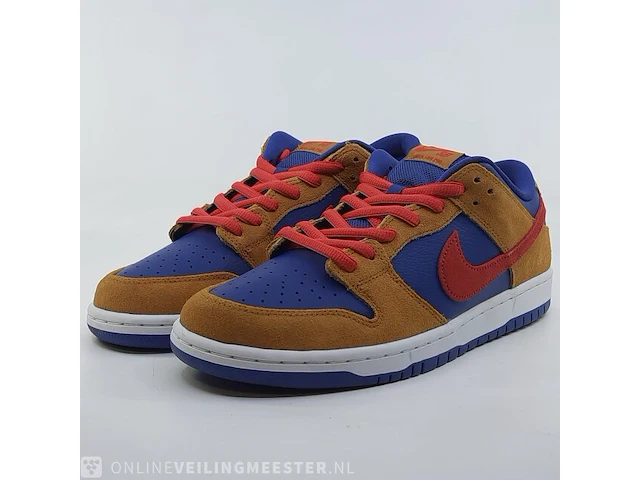 Paar sneakers, maat 44 1/2 nike, sb dunk low pro - bq6817-700 - afbeelding 1 van  10