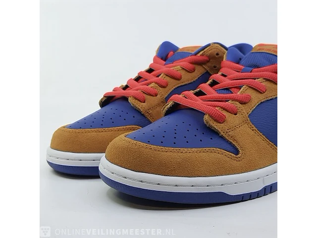 Paar sneakers, maat 44 1/2 nike, sb dunk low pro - bq6817-700 - afbeelding 3 van  10