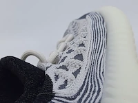 Paar sneakers, maat 44 2/3 adidas, yeezy 350 v2 cmpct - afbeelding 9 van  10