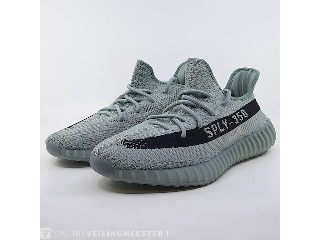 Paar sneakers, maat 44 adidas, yeezy boost 350 v2 hq2060 - afbeelding 1 van  10