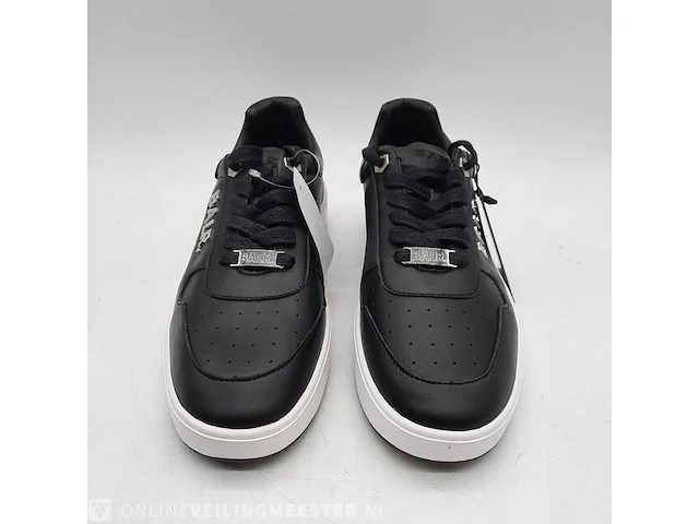 Paar sneakers, maat 44 balr. - afbeelding 2 van  8