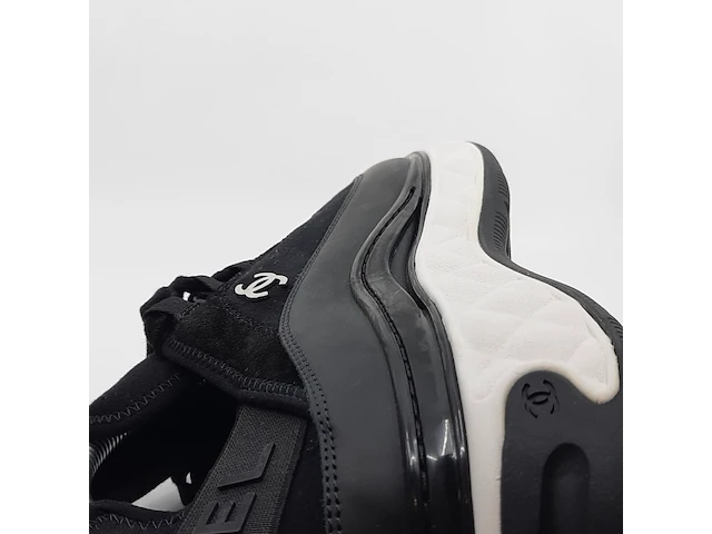 Paar sneakers, maat 44, chanel, lg35618 - afbeelding 2 van  11