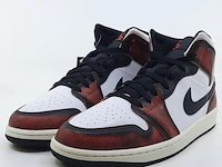 Paar sneakers, maat 44 nike, air jordan 1 mid se - dv9565-006
