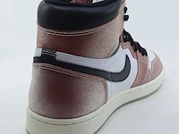 Paar sneakers, maat 44 nike, air jordan 1 retro high og sp da2728-100 - afbeelding 14 van  29