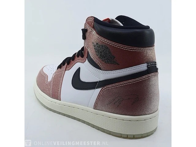 Paar sneakers, maat 44 nike, air jordan 1 retro high og sp da2728-100 - afbeelding 15 van  29