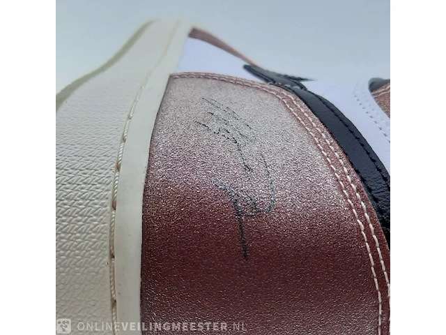 Paar sneakers, maat 44 nike, air jordan 1 retro high og sp da2728-100 - afbeelding 17 van  29