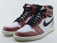 Paar sneakers, maat 44 nike, air jordan 1 retro high og sp da2728-100