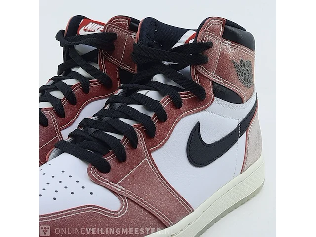 Paar sneakers, maat 44 nike, air jordan 1 retro high og sp da2728-100 - afbeelding 24 van  29
