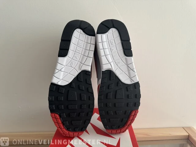 Paar sneakers maat 44 nike, air max 1 - afbeelding 7 van  7