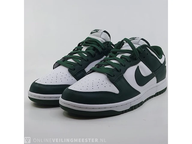 Paar sneakers, maat 44 nike, dunk low retro - dd1391-100 - afbeelding 1 van  10