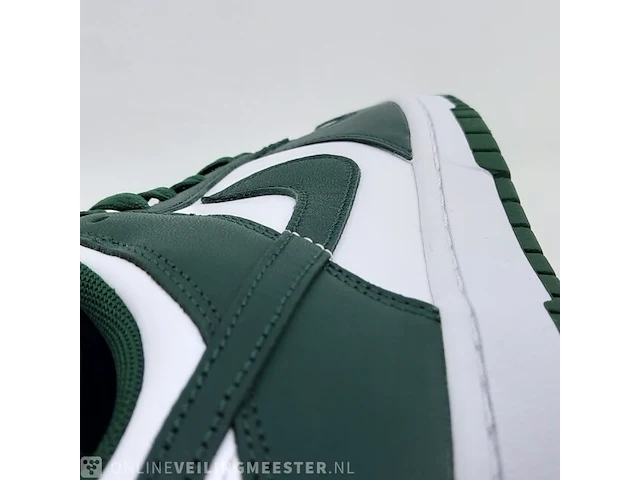 Paar sneakers, maat 44 nike, dunk low retro - dd1391-100 - afbeelding 9 van  10