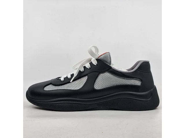 Paar sneakers, maat 44, prada - afbeelding 4 van  8