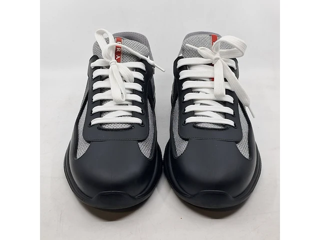 Paar sneakers, maat 44, prada - afbeelding 5 van  8