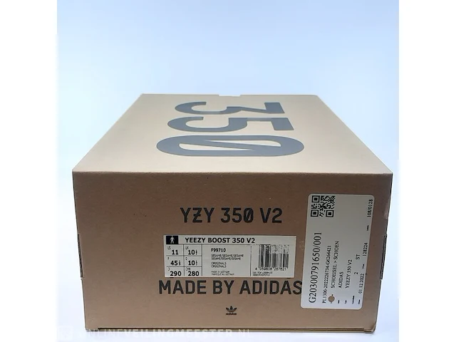 Paar sneakers, maat 45 1/3 adidas, yeezy boost 350 v2 f99710 - afbeelding 3 van  11