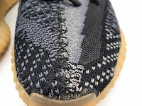 Paar sneakers, maat 45 1/3 adidas, yeezy boost fz5000 - afbeelding 3 van  8