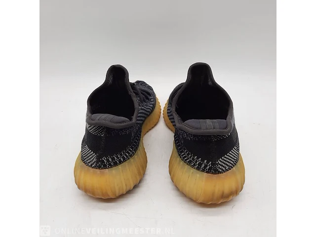 Paar sneakers, maat 45 1/3 adidas, yeezy boost fz5000 - afbeelding 5 van  8
