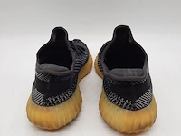 Paar sneakers, maat 45 1/3 adidas, yeezy boost fz5000 - afbeelding 5 van  8