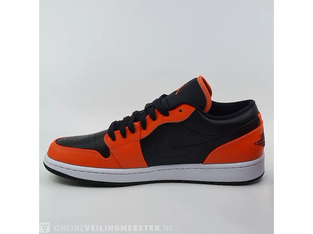 Paar sneakers, maat 46 nike, air jordan 1 low se - afbeelding 6 van  10