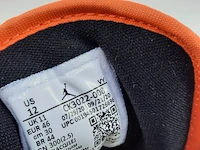 Paar sneakers, maat 46 nike, air jordan 1 low se - afbeelding 8 van  10
