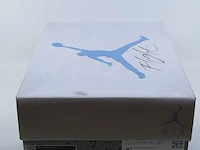 Paar sneakers, maat 47 1/2 air jordan, air jordan 4 retro - ct8527-400 - afbeelding 16 van  23